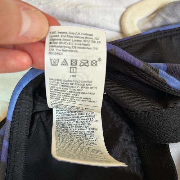 Athleta Conscious Blue Camo Crop Swim Athletic Top Women's Size Small - Picture 4 of 5